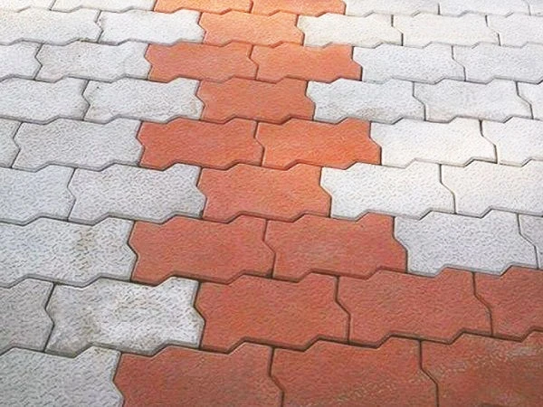 Báo giá gạch con sâu lát hè mới nhất